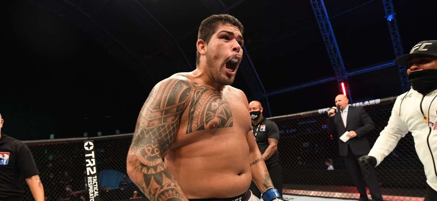Carlos Boi busca uma nova vitória para se aproximar do topo da categoria dos pesados (Foto: Getty Images)