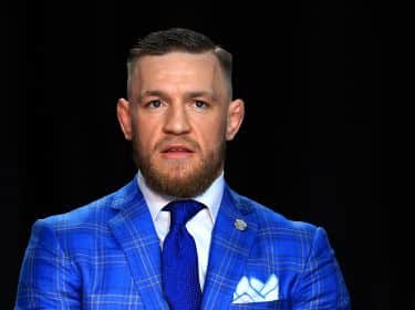 Conor McGregor dispara contra Daniel Cormier (Foto: Getty Images)