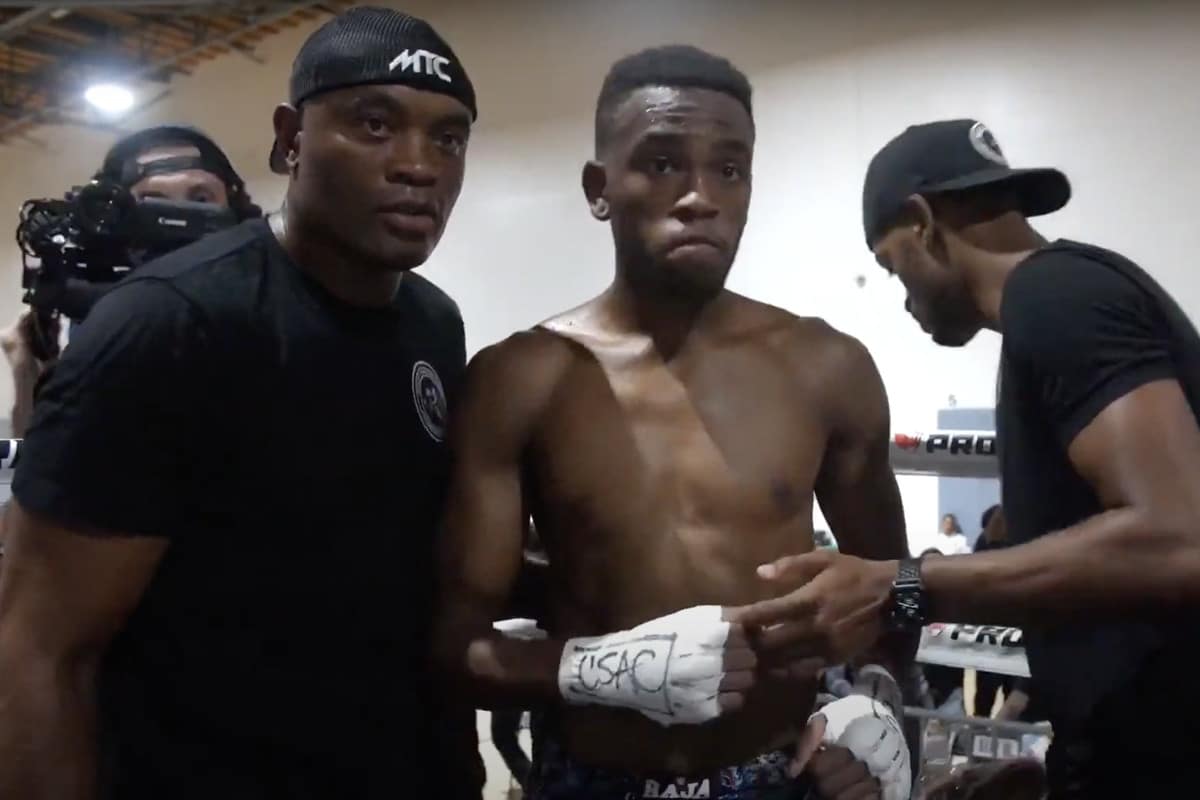 Filho de Anderson Silva estreia com nocaute avassalador (Foto: Reprodução)