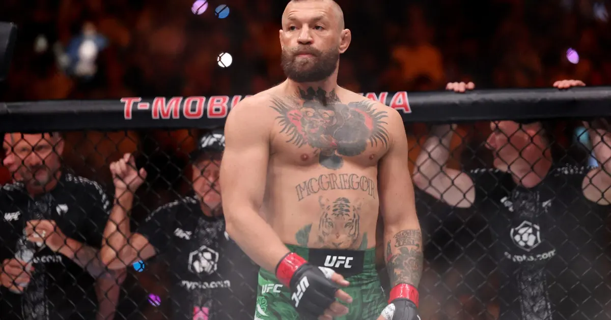 Conor McGregor atualiza fãs sobre lesão e projeta retorno ao UFC em breve