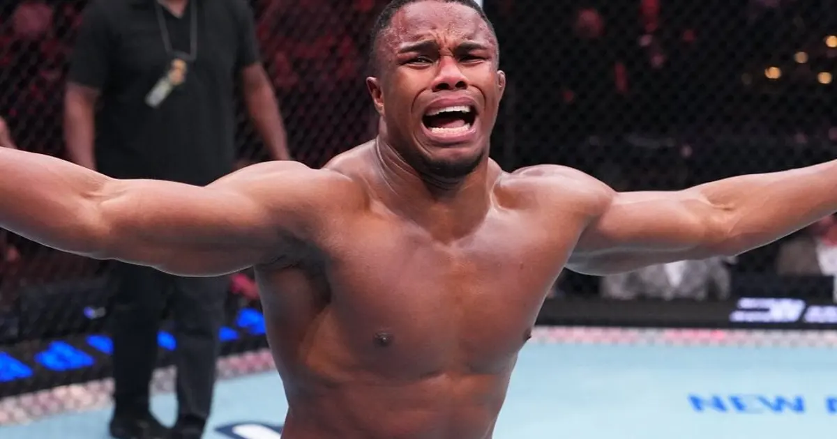 Felipe Franco conquista vitória impressionante e prêmio no UFC Oklahoma City